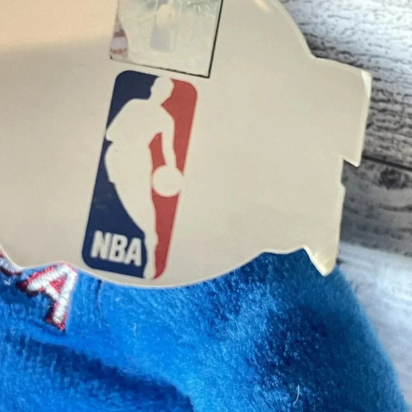 Vintage 2004 NBA ChampionsDetroit Pistons NBA Plush Collector Team Bears - Picture 6 of 8